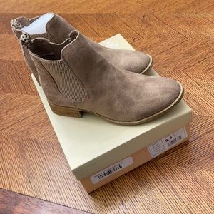 Sandstone Booties - Brand New